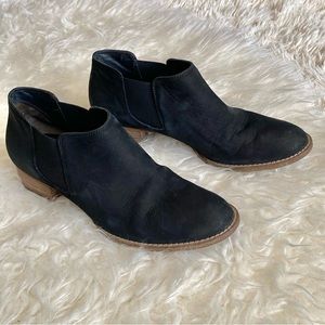 Paul Green Black Suede Ankle Booties, size 8.5